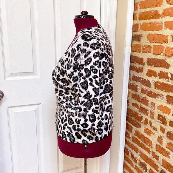 NWOT INC International Concepts Black & White Leopard Sequin Cropped Sweater - Picture 5 of 6